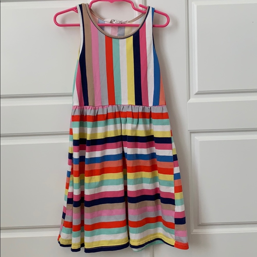 H&M dress size 6-8y